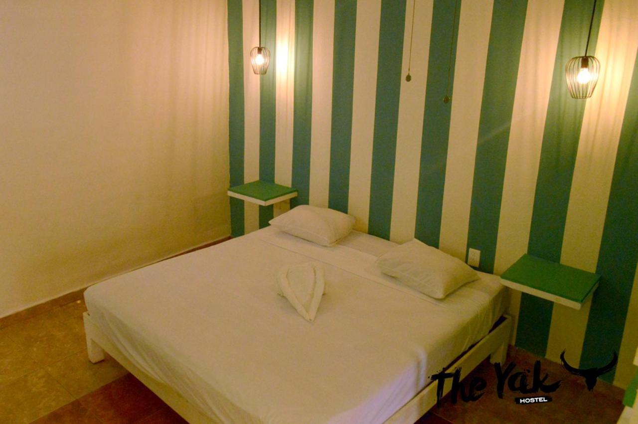 The Yak Hostel Playa del Carmen Exterior foto
